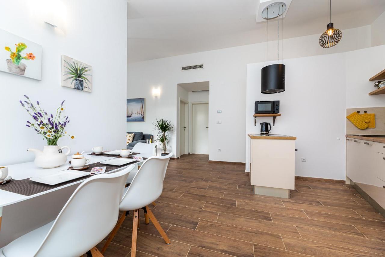 Apartment Nada 1 Malinska Eksteriør bilde