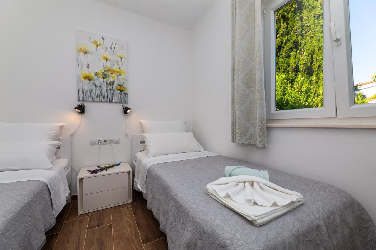 Apartment Nada 1 Malinska Eksteriør bilde