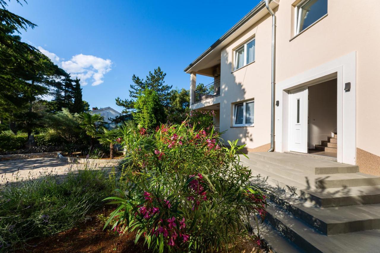 Apartment Nada 1 Malinska Eksteriør bilde